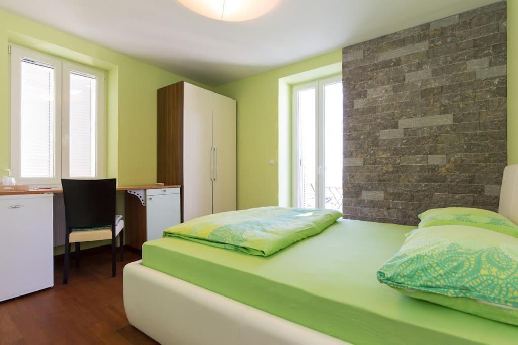Villa Ajda - Green Room Omisalj Bagian luar foto